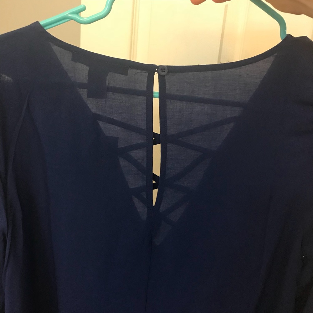 Forever 21 NWT blue lace long sleeve top - Picture 4 of 4